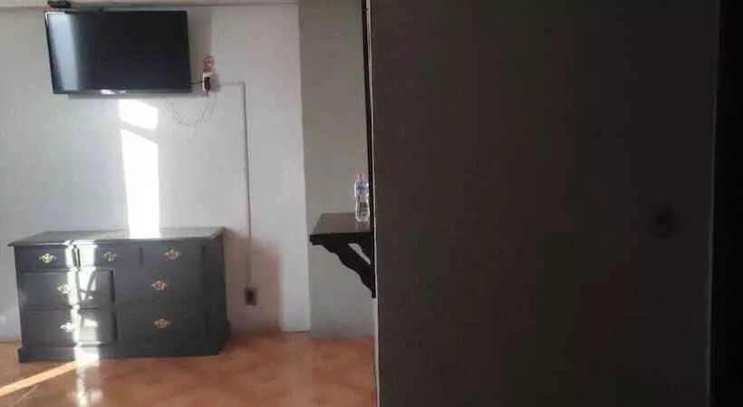 ホテル Plaza El Dorado