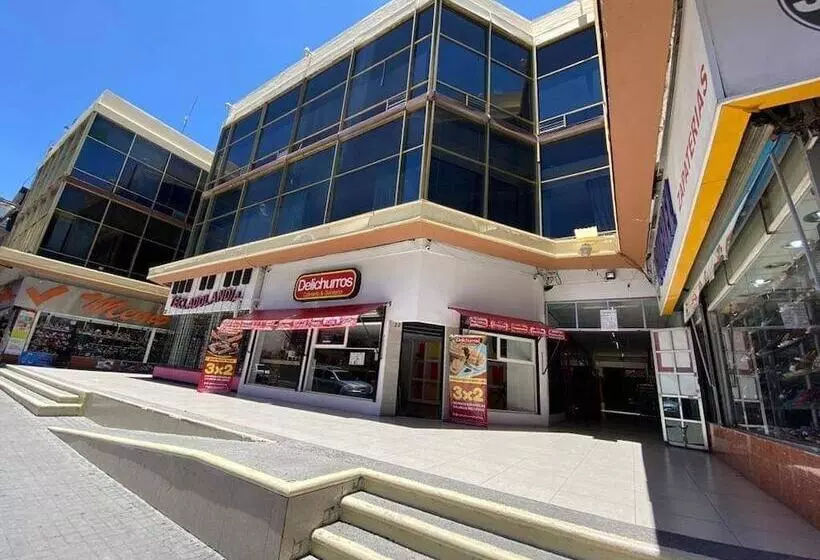 ホテル Plaza El Dorado