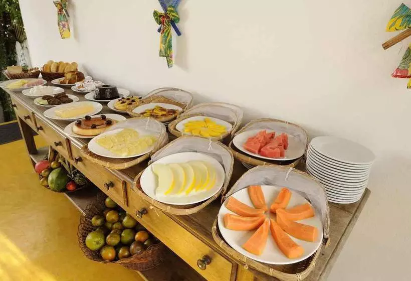 ホテル Pousada Colonial