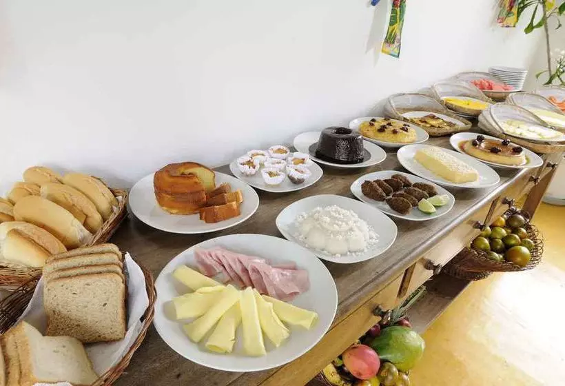 ホテル Pousada Colonial