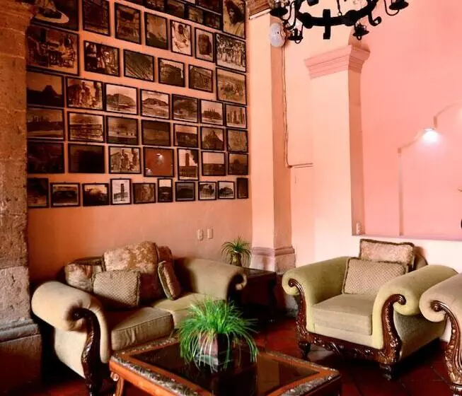 فندق Real Catedral