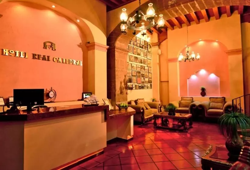 فندق Real Catedral