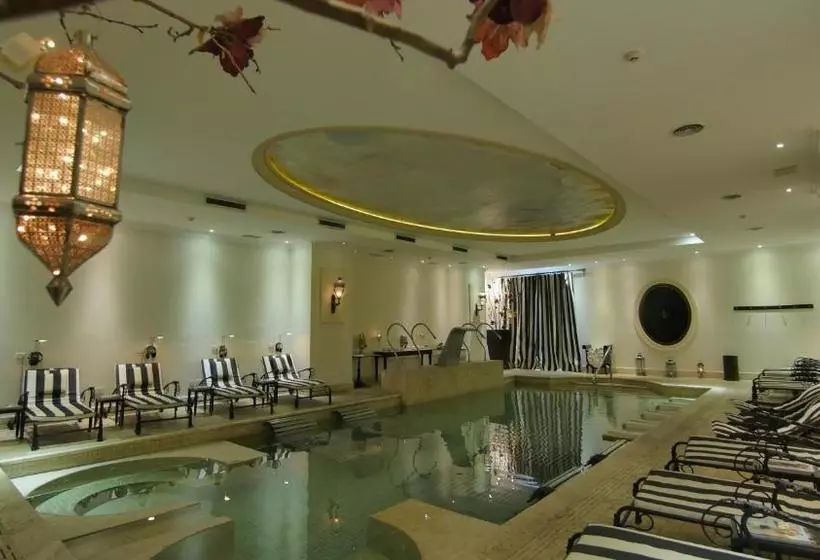 هتل Sainte Jeanne