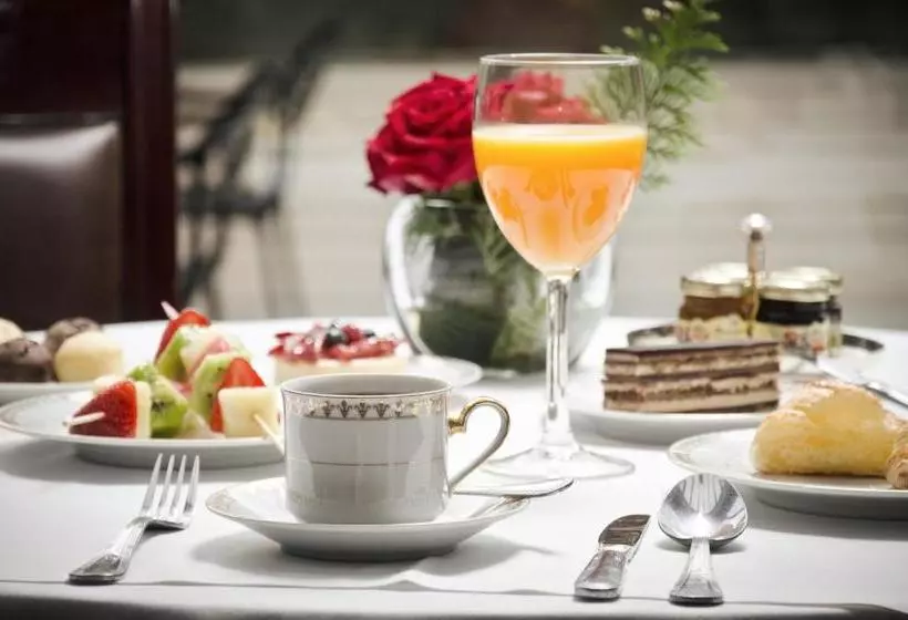 هتل Sainte Jeanne