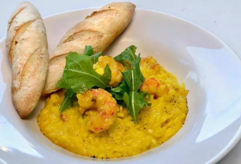 هتل Sainte Jeanne