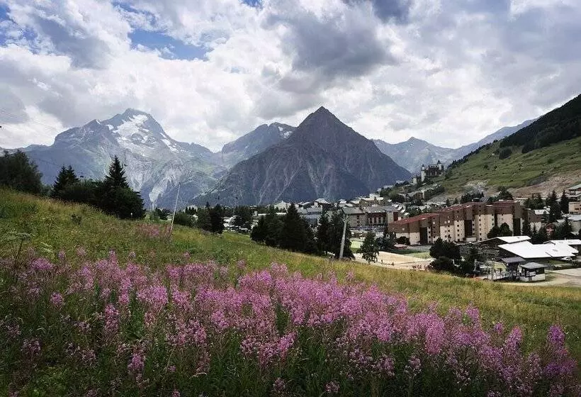 Hôtel Les 2 Alpes L Orée Des Pistes