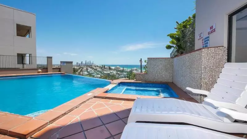 Magic Mountain Resort