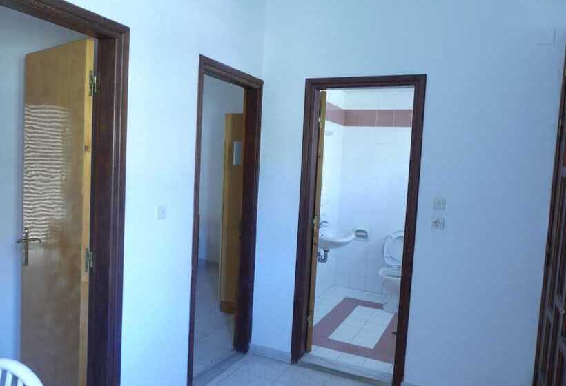 Marianthi Studios & Apartments