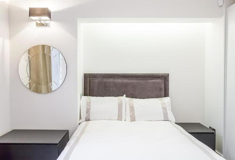 Royal Residence Elegant 2 Bedroom  Talbot