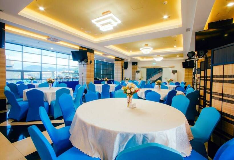 Facade By Hotel Fina