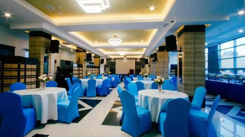 Facade By Hotel Fina