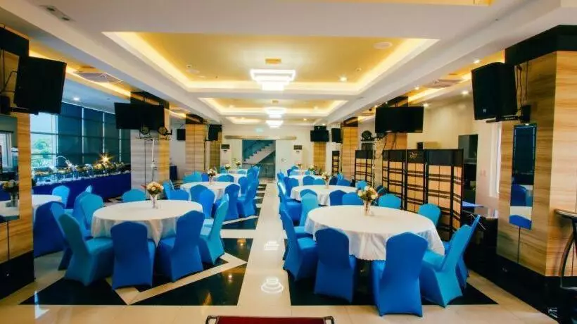 Facade By Hotel Fina