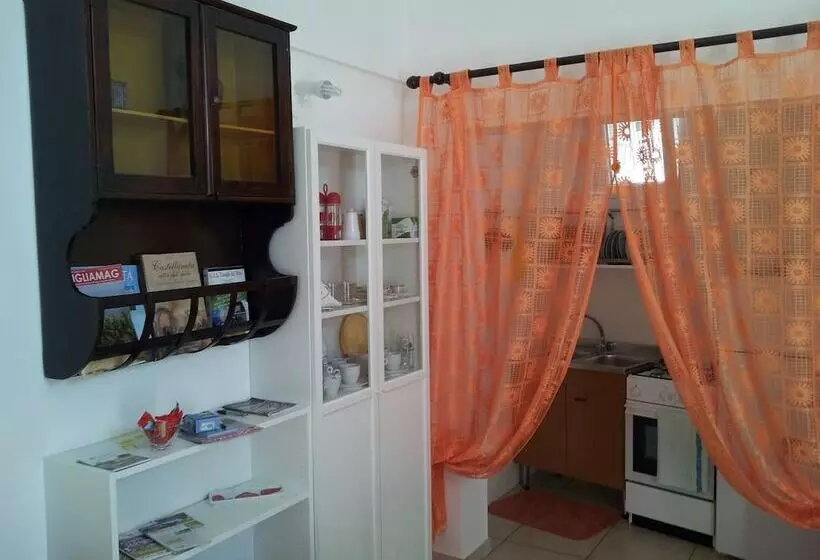 Hotelli B&b Caporlando