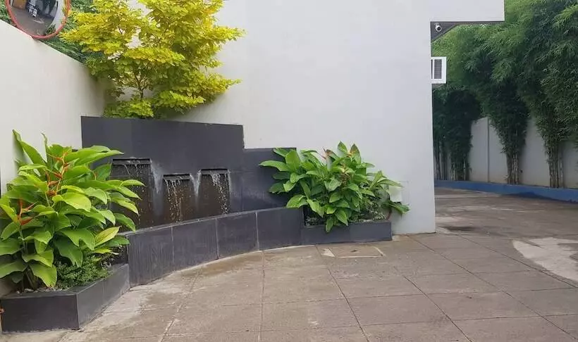 Hotelli Wildflower Inn