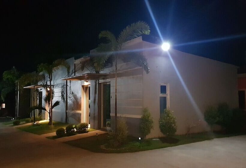 בית מלון כפרי Wildflower Inn