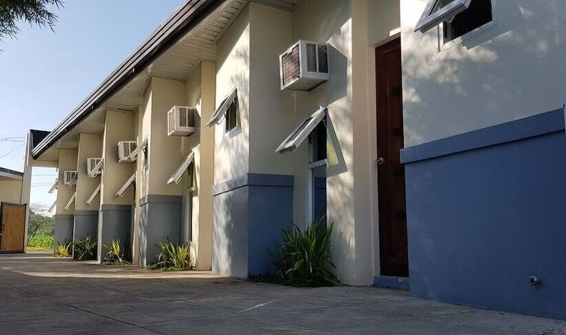 בית מלון כפרי Wildflower Inn