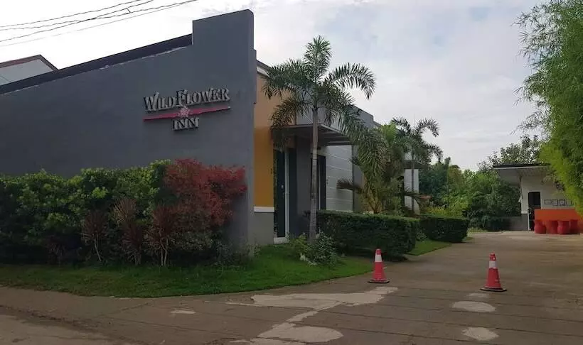 Hotelli Wildflower Inn