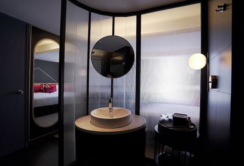 Awann Sewu Boutique Hotel And Suite Semarang