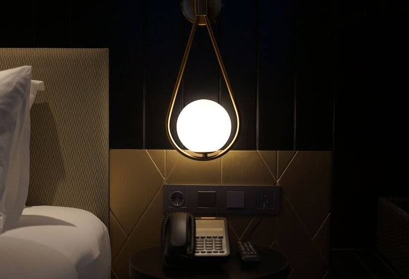 Awann Sewu Boutique Hotel And Suite Semarang