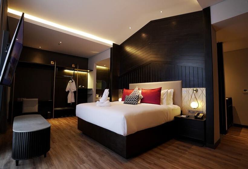 Awann Sewu Boutique Hotel And Suite Semarang