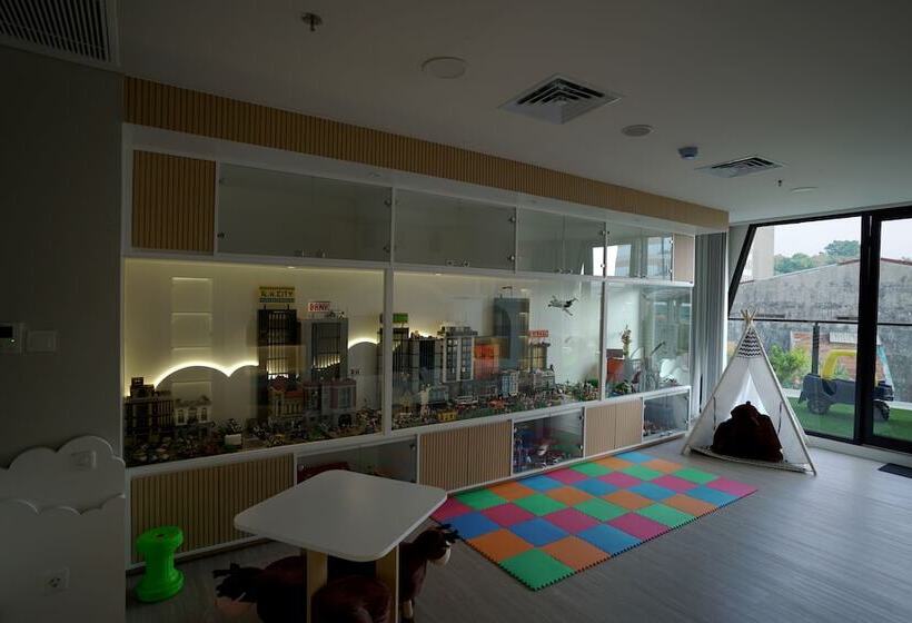 Awann Sewu Boutique Hotel And Suite Semarang