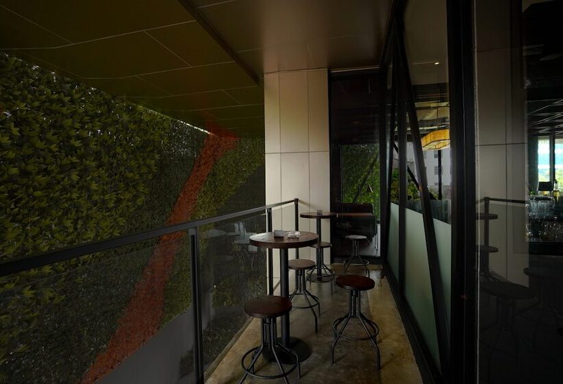 Awann Sewu Boutique Hotel And Suite Semarang