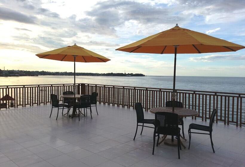 Hotel Apple Tree Resort And