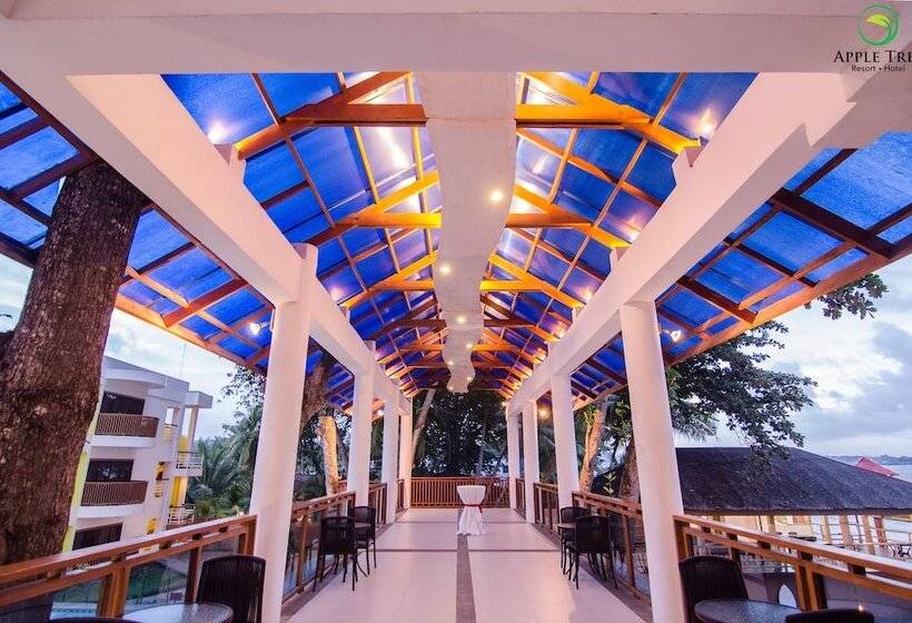 Hotel Apple Tree Resort And