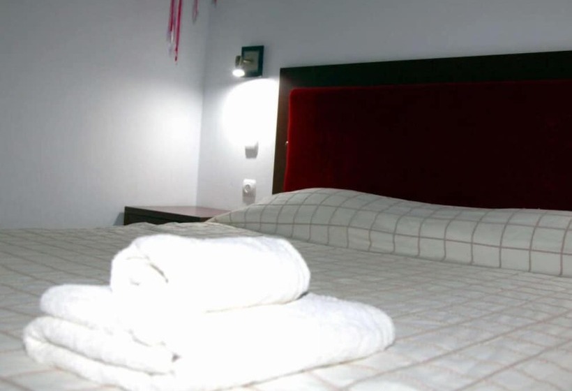 酒店 Kyveli Boutique