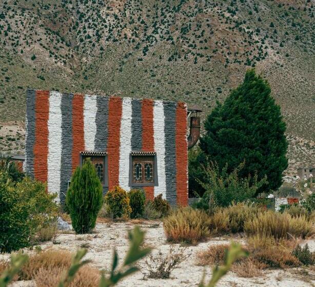 هتل Shinta Mani Mustang   A Bensley Collection