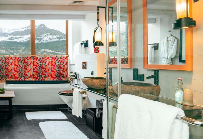 هتل Shinta Mani Mustang   A Bensley Collection