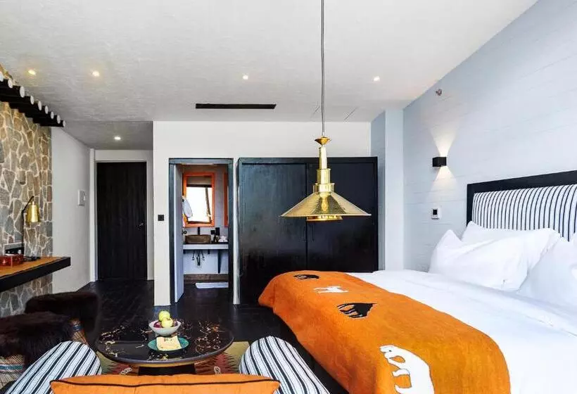 هتل Shinta Mani Mustang   A Bensley Collection