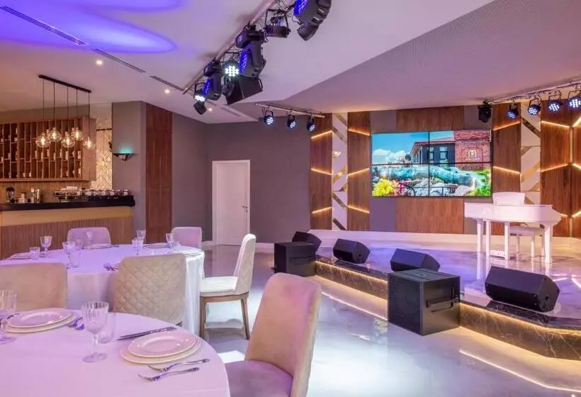 Szálloda Villa Mosavali