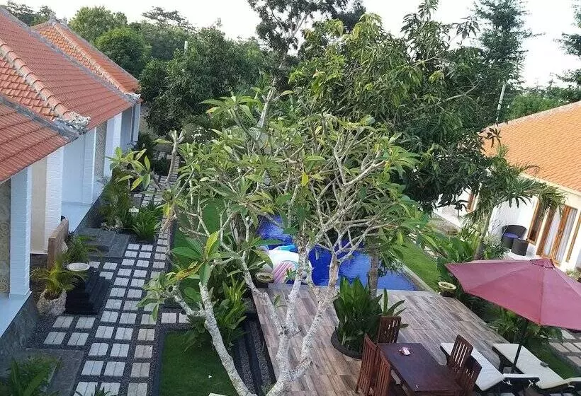 ペンション Adi Abian Villas