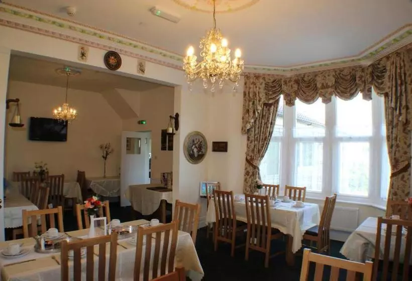 Majatalo Filton Guest House