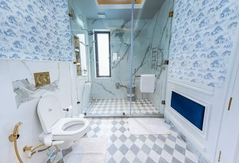 The Manor Luxury Apartments