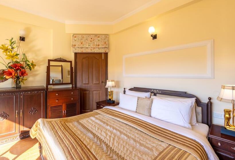 The Manor Luxury Apartments