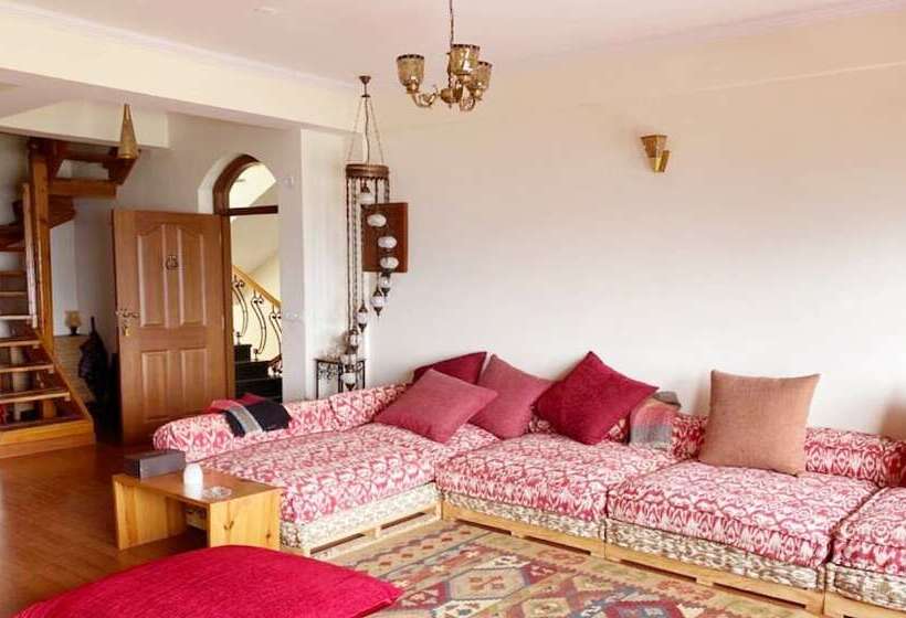 The Manor Luxury Apartments