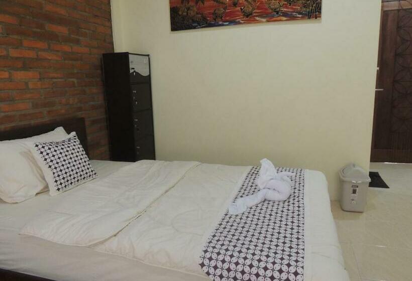 Hotel Srikayah Syariah By Ndalem Beong