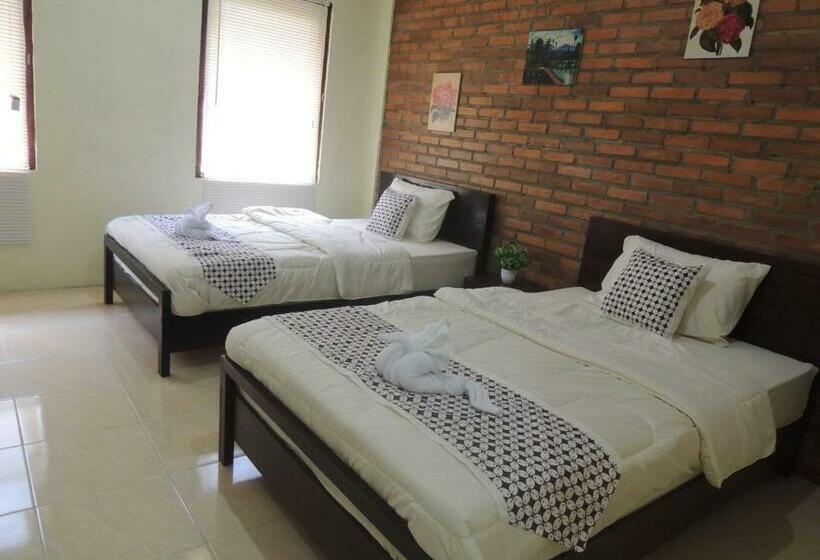 Hotel Srikayah Syariah By Ndalem Beong