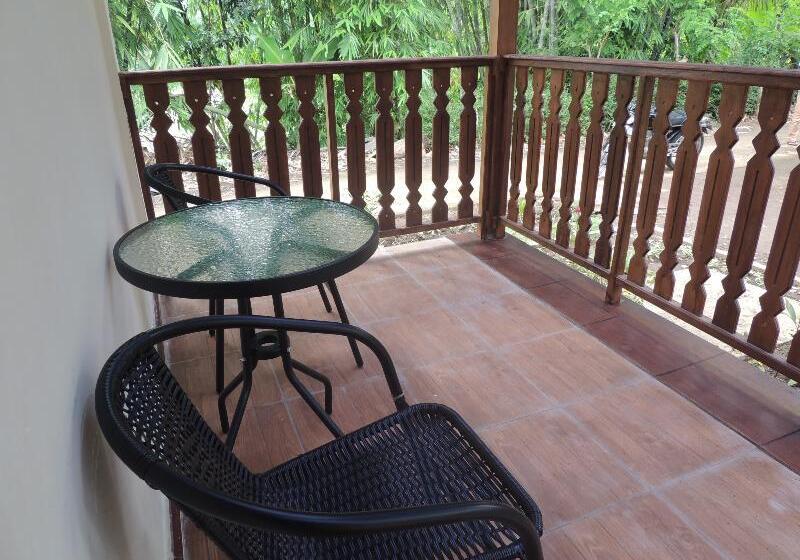 Hotel Srikayah Syariah By Ndalem Beong