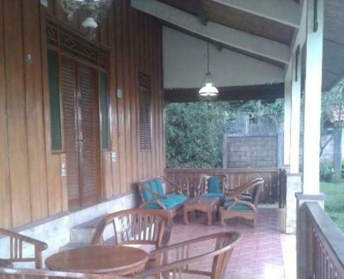 בית מלון כפרי Villa Permata