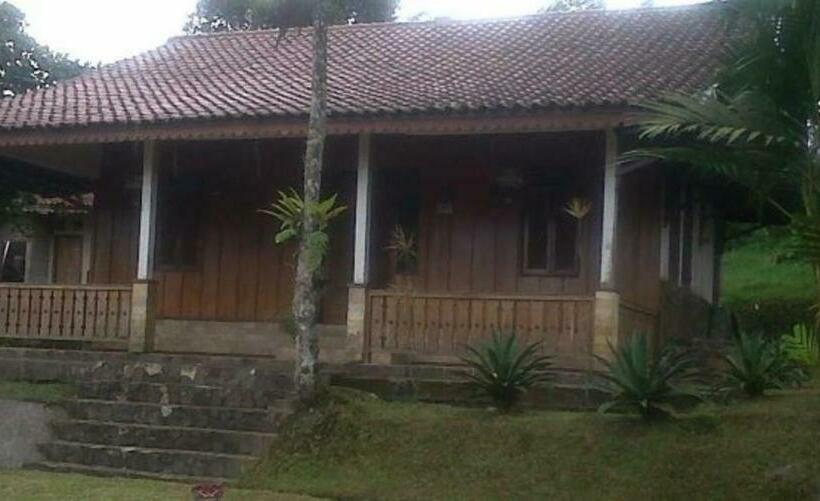 בית מלון כפרי Villa Permata