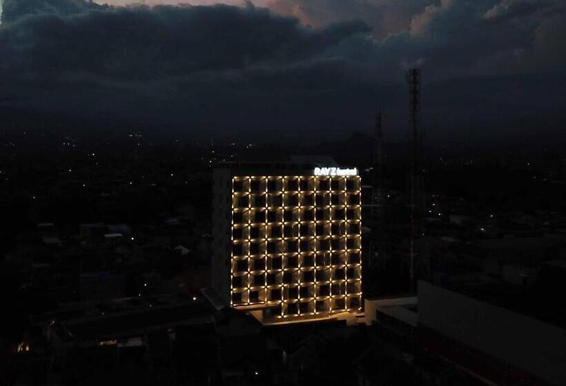 Rayz Umm Hotel Malang