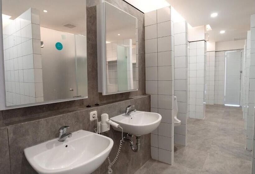 酒店 Bobopod Malioboro, Yogyakarta