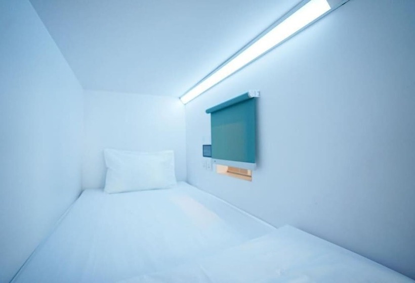 酒店 Bobopod Malioboro, Yogyakarta