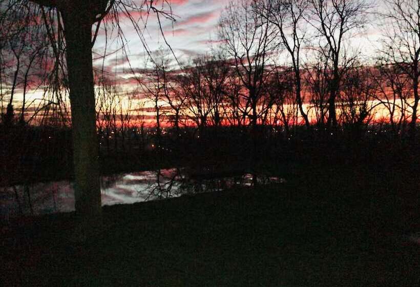 فندق Panacée Guesthouses