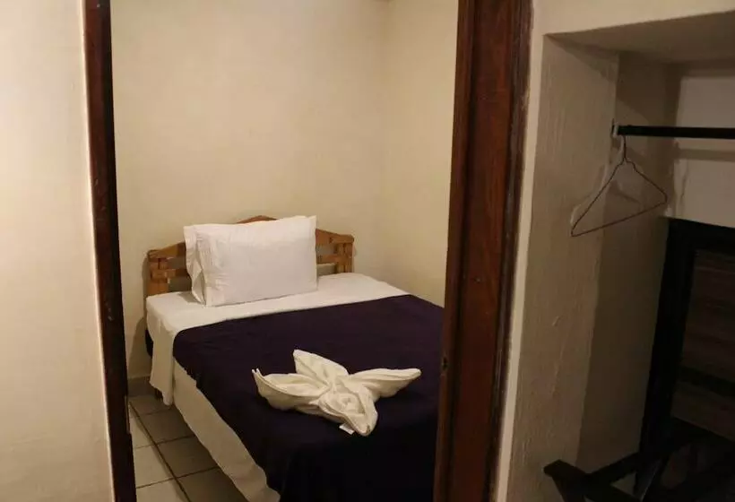 ホテル Casa Anaya   Hostel