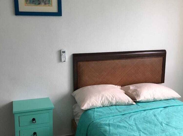 فندق Airport Sleepy Inn