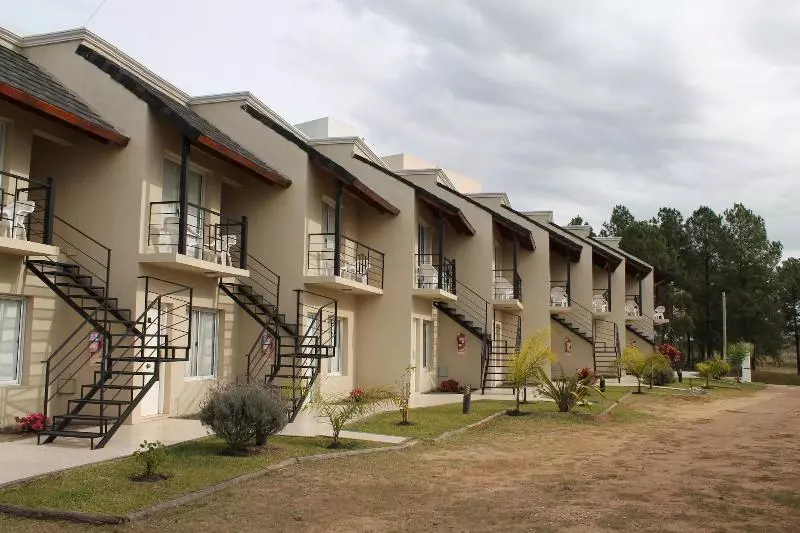 ホテル Brisas Del Lago Apartamentos